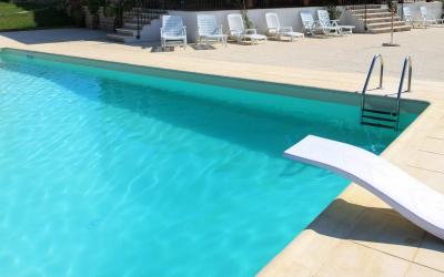 Trampolini Piscina Modello Delfino 121